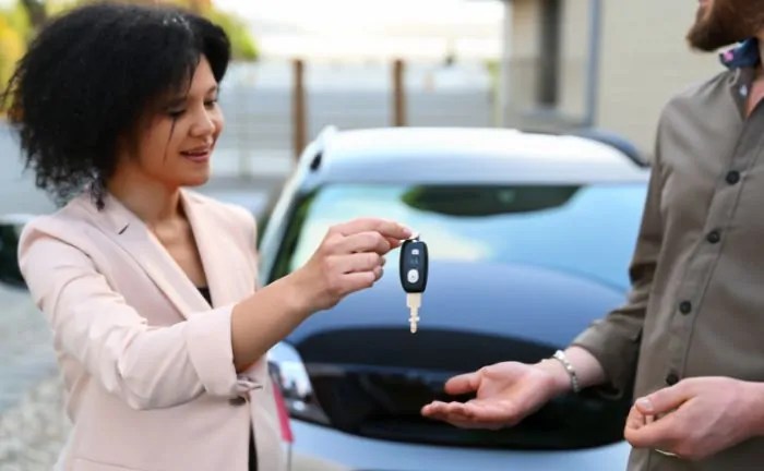 How to sell a financed car without paying it off first - YouTube